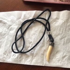 Creamy off white tooth unisex w/ heart engraving.  Gift box included 🎁